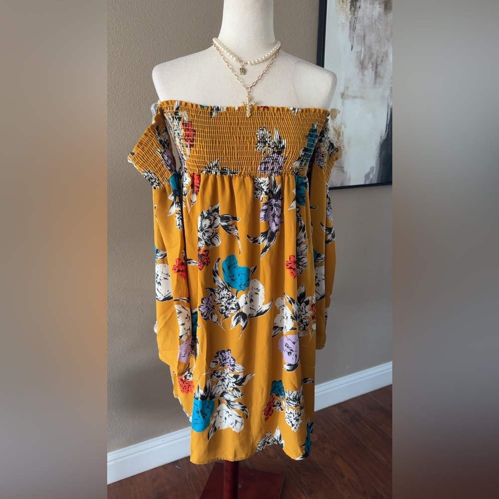 Off the shoulder floral print dress - Picture 8 of 8